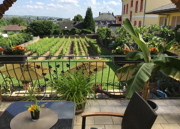 Frühstückspension - Rheingauer Hof 3*