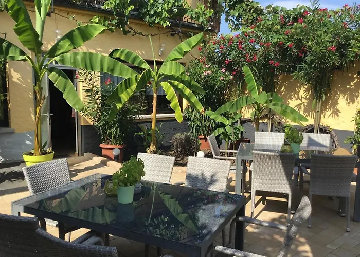 - Rheingauer Hof Frühstückspension