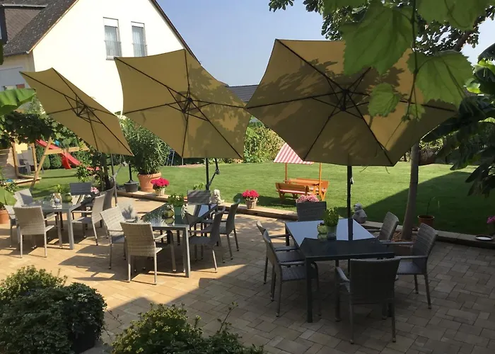 - Rheingauer Hof Frühstückspension Oestrich-Winkel