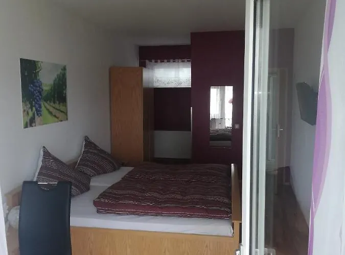 - Rheingauer Hof Frühstückspension Oestrich-Winkel